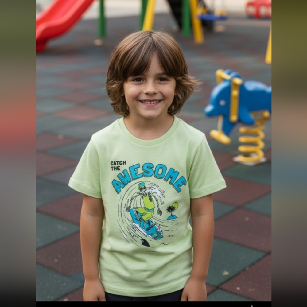 🎈NWOT Kids T-Shirt - Light Green with Blue and Yellow Print SZ 7